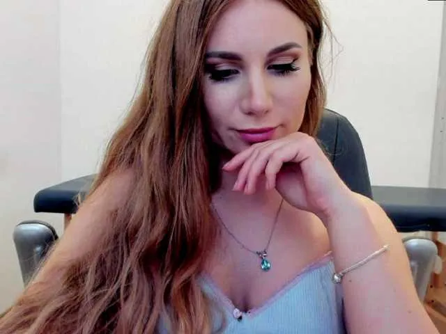 Live sex webcam photo for SweetMirande #291280199