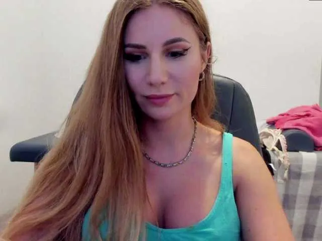 Live sex webcam photo for SweetMirande #291454248