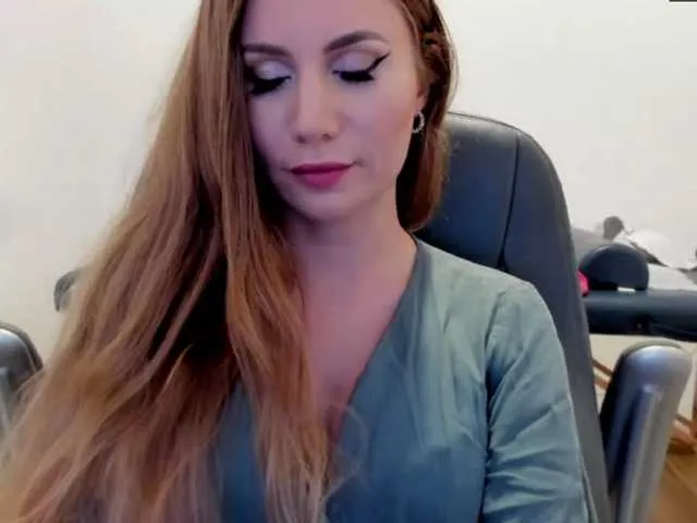 Live sex webcam photo for SweetMirande #291603369