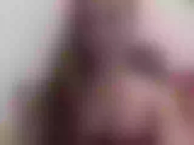 Live sex webcam photo for SweetMirande #291873374