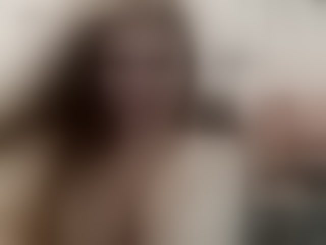 Live sex webcam photo for SweetMirande #294334951