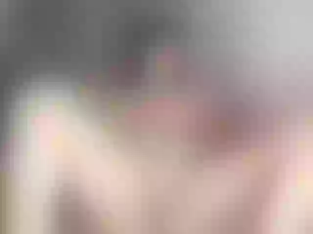 Live sex webcam photo for SweetMoniica #278069710