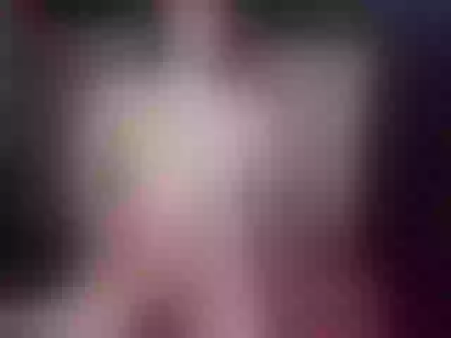 Live sex webcam photo for SweetMoniica #278219220