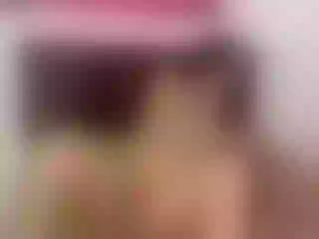 Live sex webcam photo for SweetMoniica #278252870