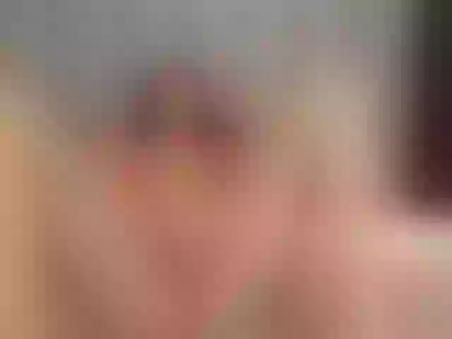 Live sex webcam photo for SweetMoniica #290242153