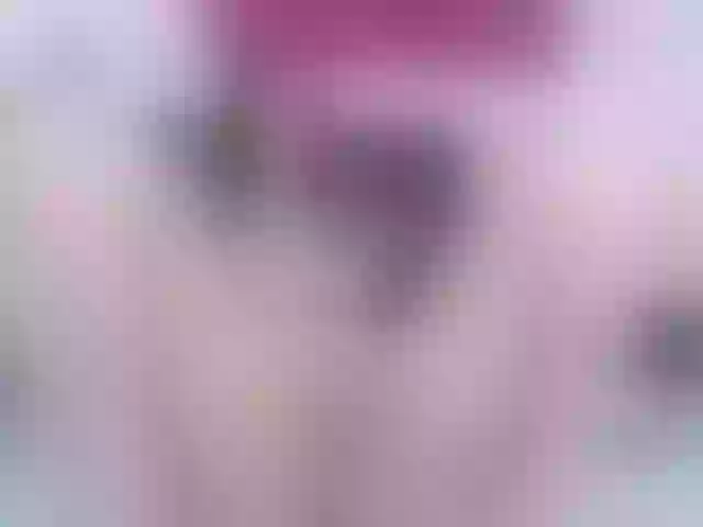 Live sex webcam photo for SweetMoniica #290494732
