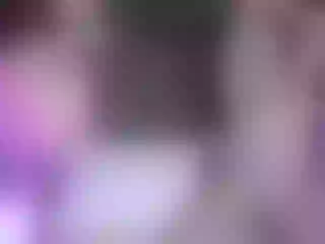 Live sex webcam photo for SweetMoniica #292001382