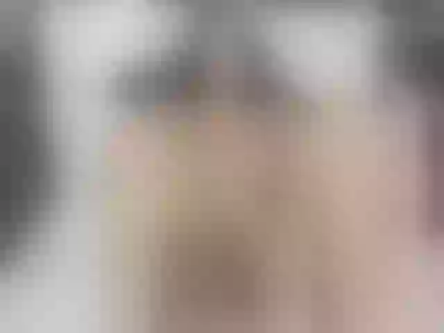 Live sex webcam photo for SweetMoniica #292196721