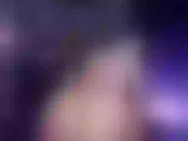 Live sex webcam photo for SweetMoniica #292247700