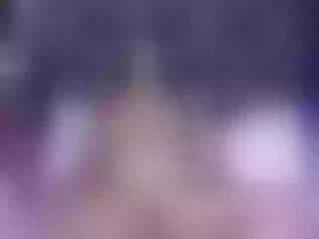 Live sex webcam photo for SweetMoniica #292268399