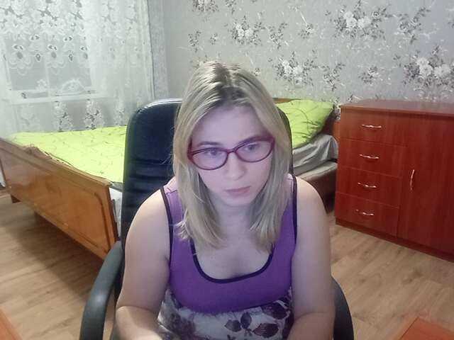 Live sex webcam photo for SweetNiKIi #272163282