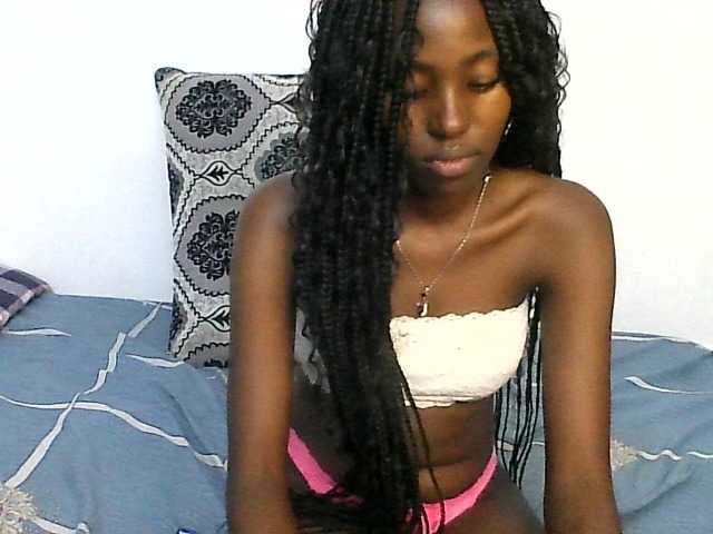 Live sex webcam photo for SweetNica #274215691