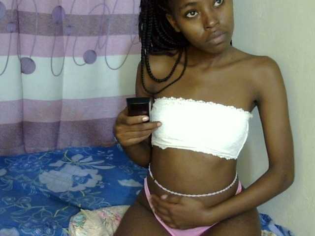 Live sex webcam photo for SweetNica #274509793