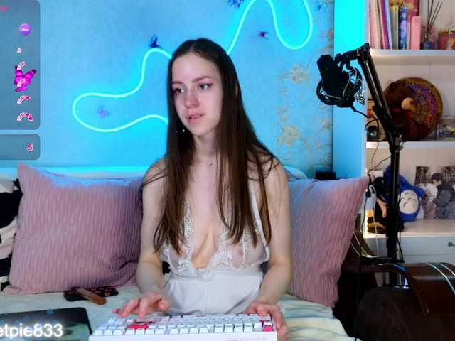 Live sex webcam photo for SweetPie #290616632