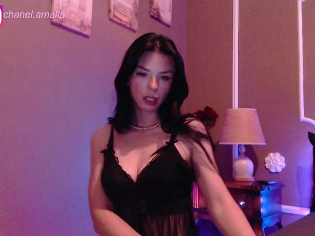 Live sex webcam photo for SweetPoisoon #275584420