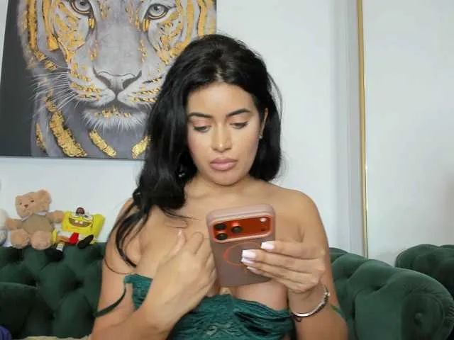 Live sex webcam photo for SweetPrya #292669342