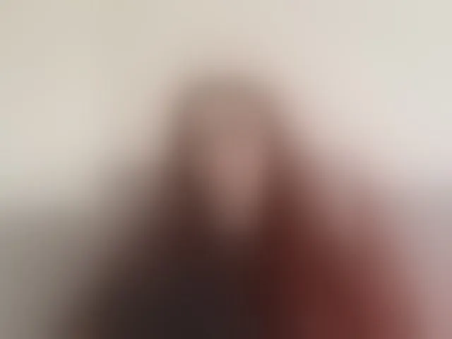 Live sex webcam photo for SweetQueen11 #293506092
