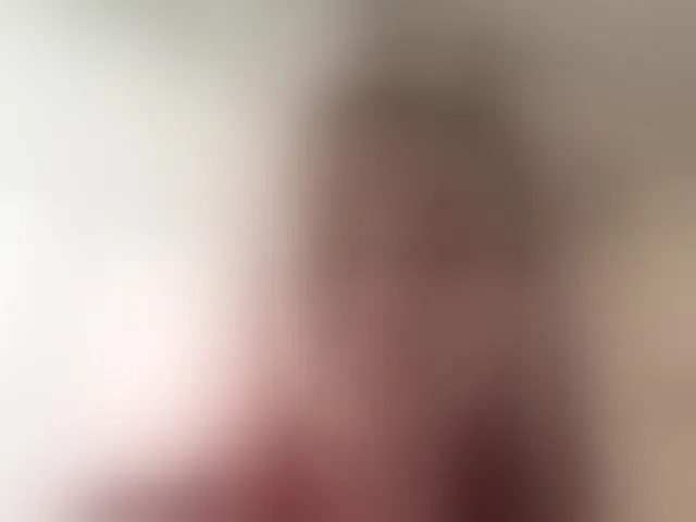 Live sex webcam photo for SweetQueen11 #293585702