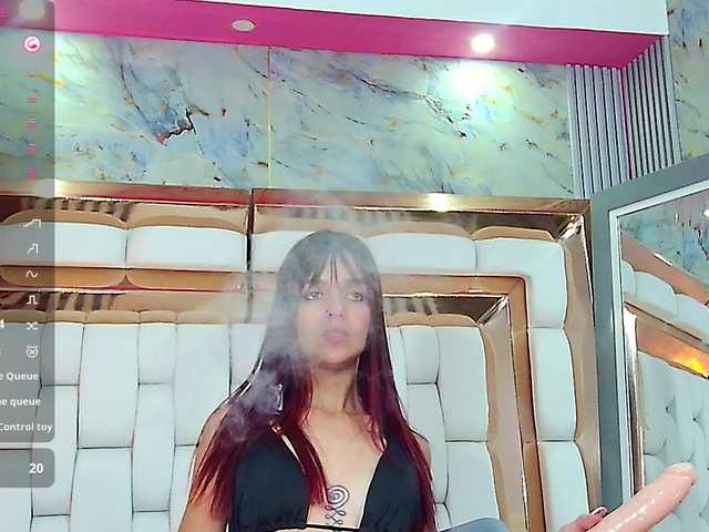 Live sex webcam photo for SweetSinnerr #290590530