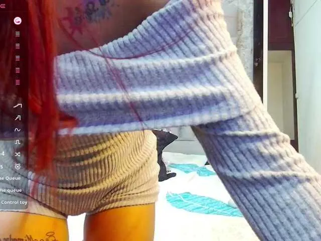 Live sex webcam photo for SweetSinnerr #291815388