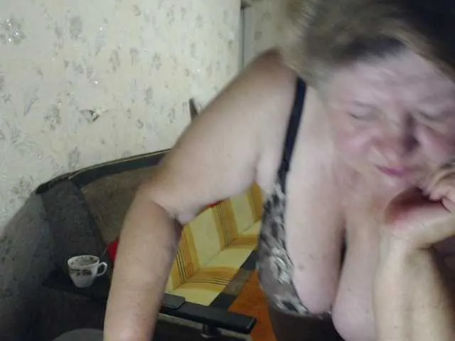 Live sex webcam photo for SweetSugar77 #278064888
