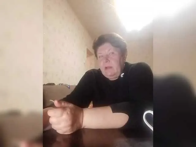 Live sex webcam photo for SweetSugar77 #290910784