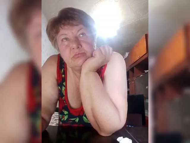 Live sex webcam photo for SweetSugar77 #291360114