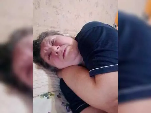 Live sex webcam photo for SweetSugar77 #292249847