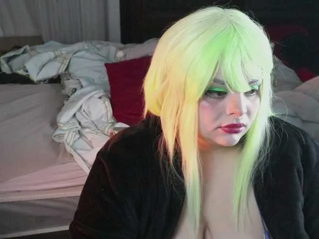 Live sex webcam photo for SweetSuika #291647201