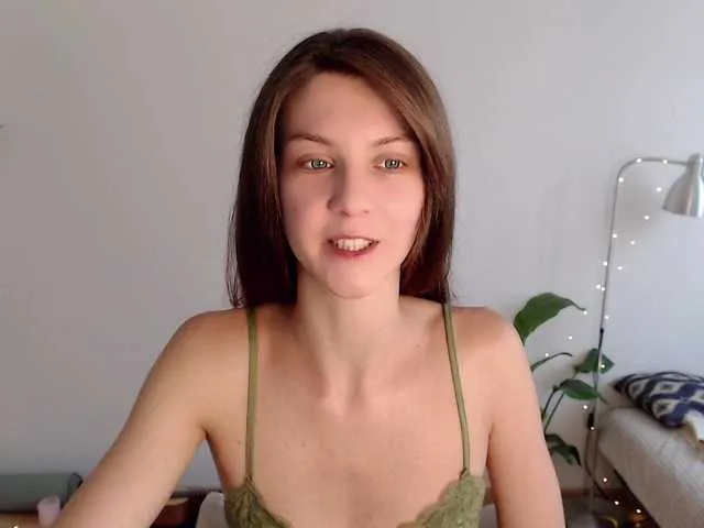 Live sex webcam photo for SweetWater #273949903