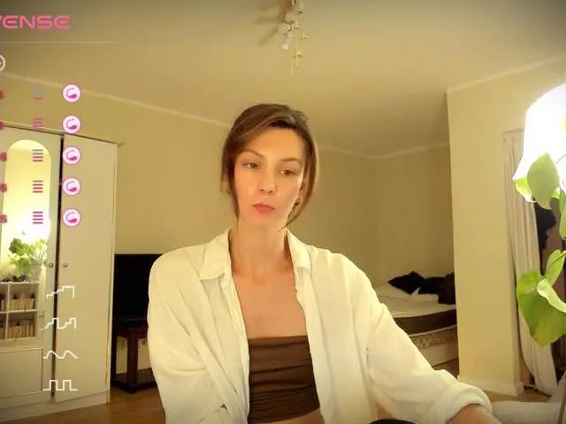 Live sex webcam photo for SweetWater #291563768