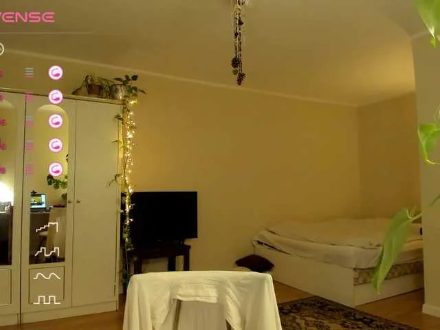 Live sex webcam photo for SweetWater #292270765