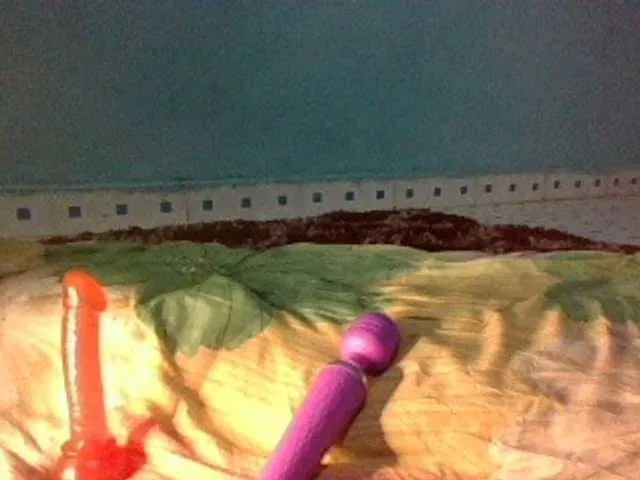 Live sex webcam photo for Sweetalyah #277543108