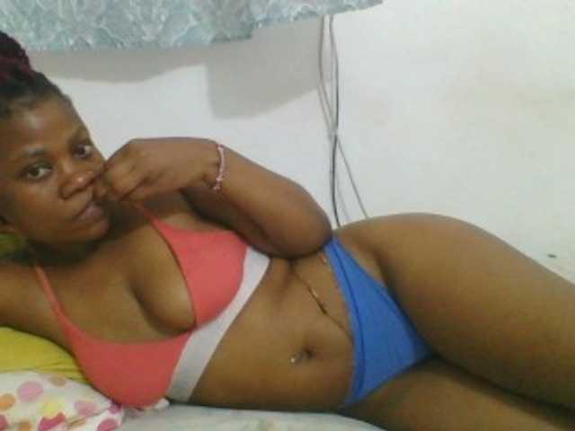 Live sex webcam photo for Sweetbaby006 #290409108