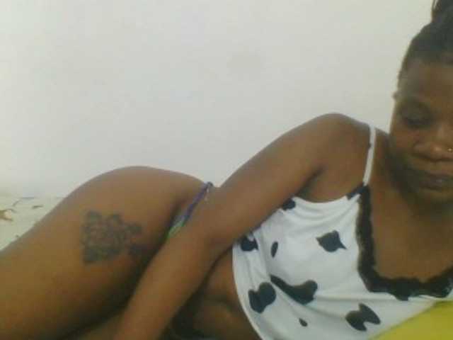 Live sex webcam photo for Sweetbaby006 #290729763