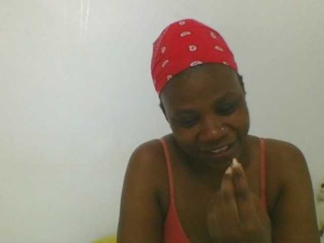 Live sex webcam photo for Sweetbaby006 #290751547