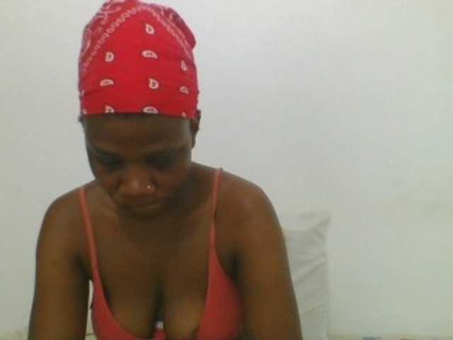 Live sex webcam photo for Sweetbaby006 #290756915