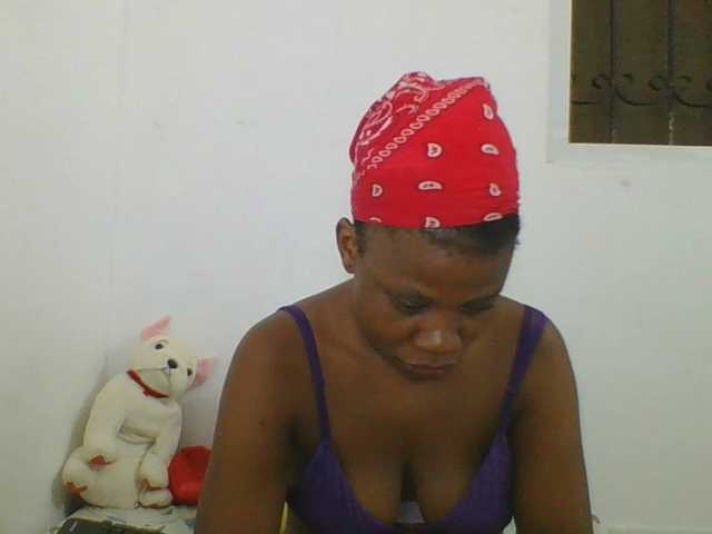 Live sex webcam photo for Sweetbaby006 #290768322