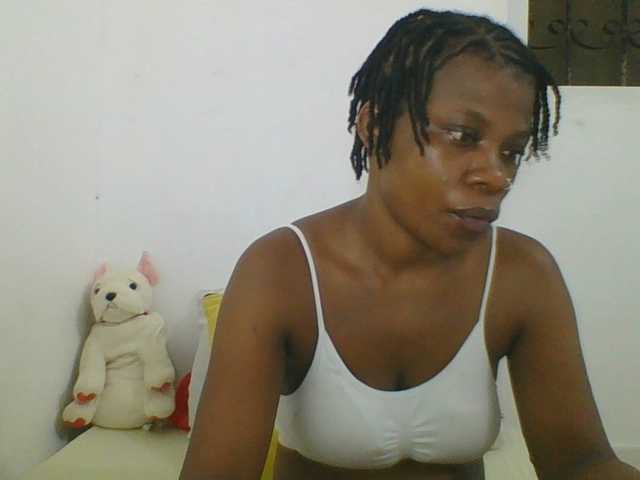 Live sex webcam photo for Sweetbaby006 #290800551