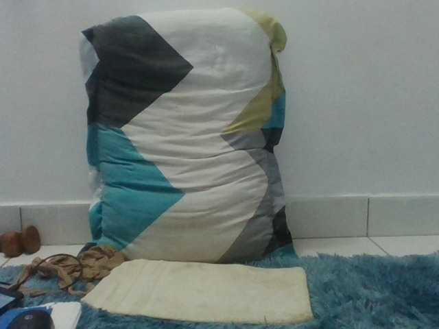 Live sex webcam photo for Sweetbaby006 #292150541