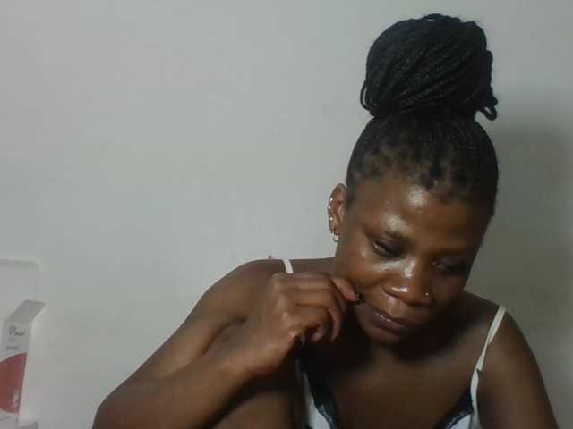 Live sex webcam photo for Sweetbaby006 #292303939