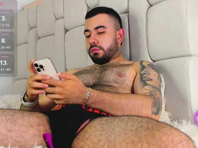 Live sex webcam photo for Sweetbabyman2 #292753603