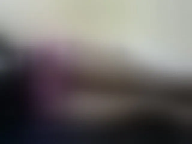Live sex webcam photo for Sweetbarbie8 #292357728