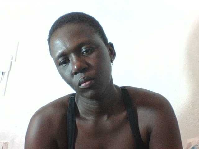 Live sex webcam photo for Sweetblackgal3 #276105096