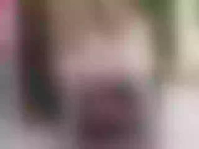 Live sex webcam photo for Sweetcherry30 #292046660