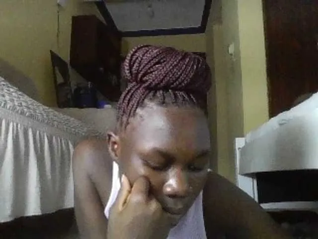 Live sex webcam photo for Sweetchocolate #278175442