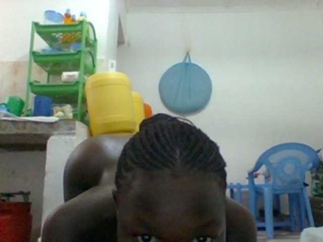 Live sex webcam photo for Sweetchocolate #289194819