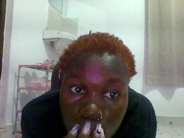 Live sex webcam photo for Sweetchocolate #290178264