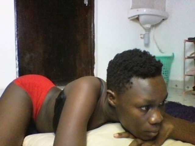 Live sex webcam photo for Sweetchocolate #290247063