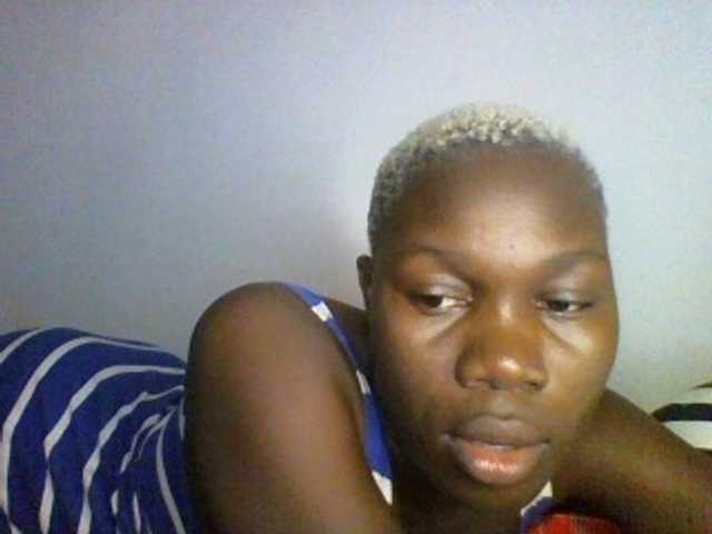 Live sex webcam photo for Sweetchocolate #290783295